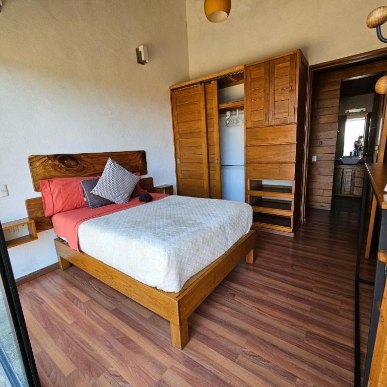 Casa Alrededor de un Pino - Casa de 3 dormitorios - 14