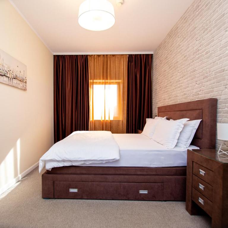 Hotel Opera Jaz - Apartman Tipa "Suite" sa Bračnim Krevetom (Queen-size) - 10