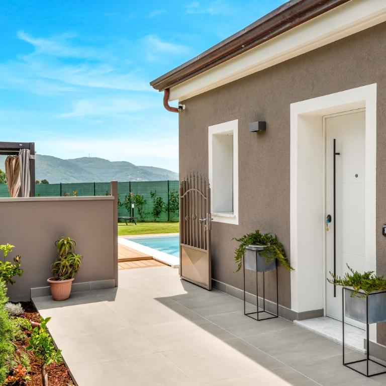 Colori di Mare Luxury Holiday - Villa con Piscina Privata - 43