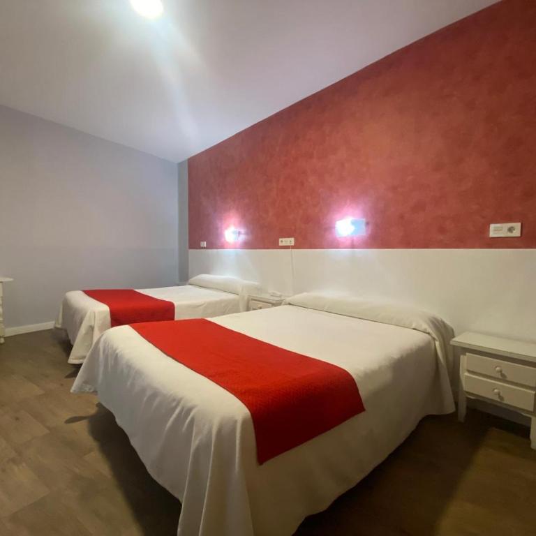 Hostal Sonia Granada - Quadruple Room - 5