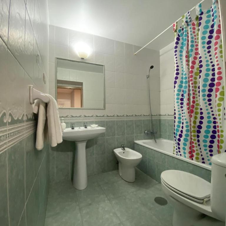 Hostal Sonia Granada - Double or Twin Room - 30