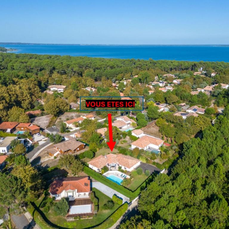 Villa familiale avec piscine chauffée, clim, 4 chambres, proche golf et plages - FR-1-319-565 - Villa - 4
