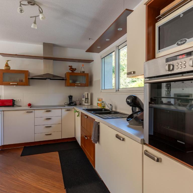 Villa familiale avec piscine chauffée, clim, 4 chambres, proche golf et plages - FR-1-319-565 - Villa - 15