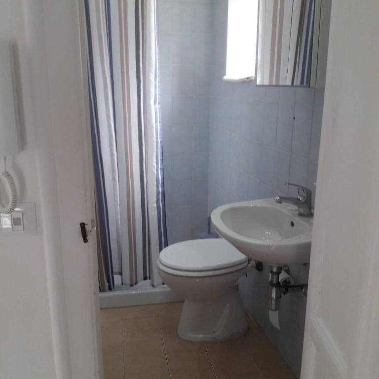 Casa Garibaldi - Appartamento con 1 Camera da Letto con Balcone e Vista Città - 13