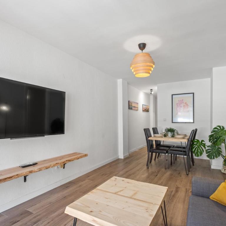3 dormitorios, 2 baños y balcón - Apartamento de 3 dormitorios con balcón - 13