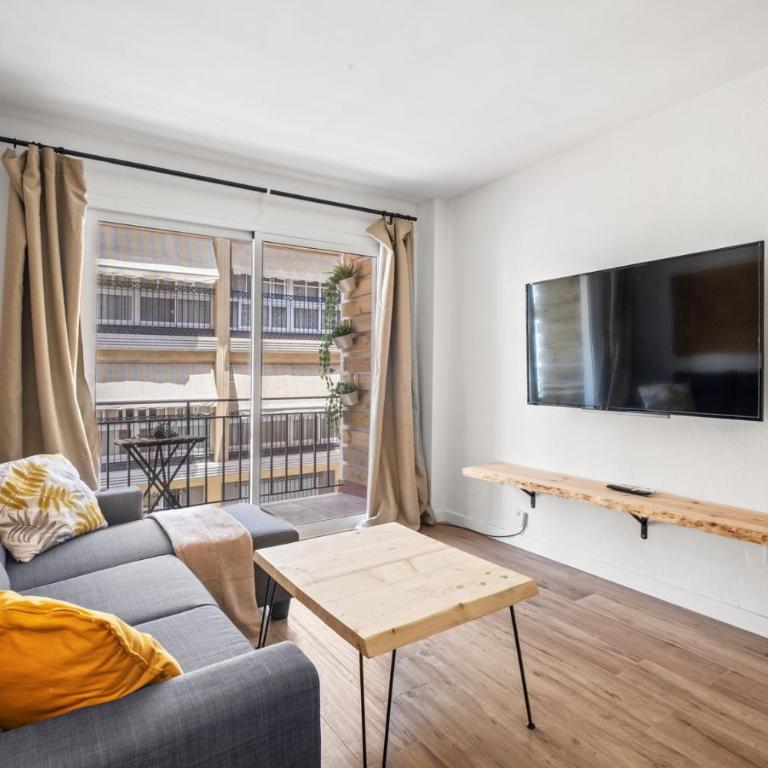 3 dormitorios, 2 baños y balcón - Apartamento de 3 dormitorios con balcón - 14