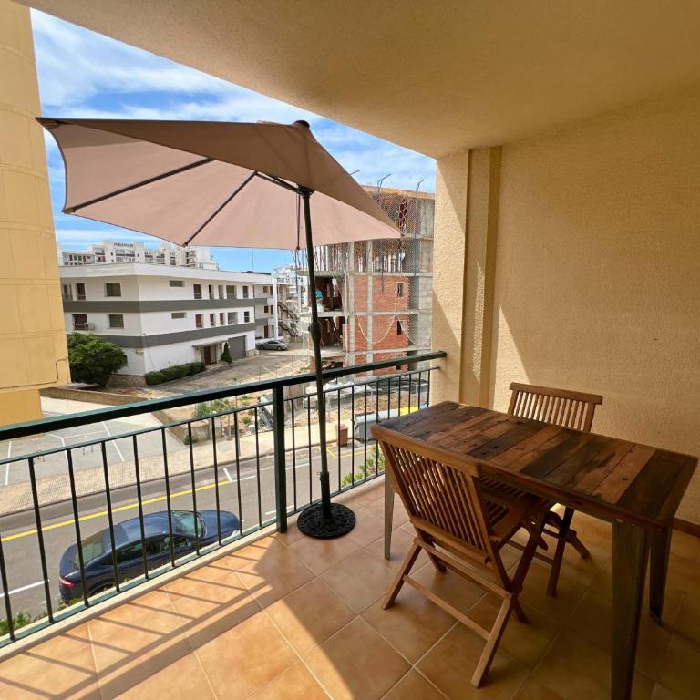 GOLF II 15 - Apartamento con terraza - 4