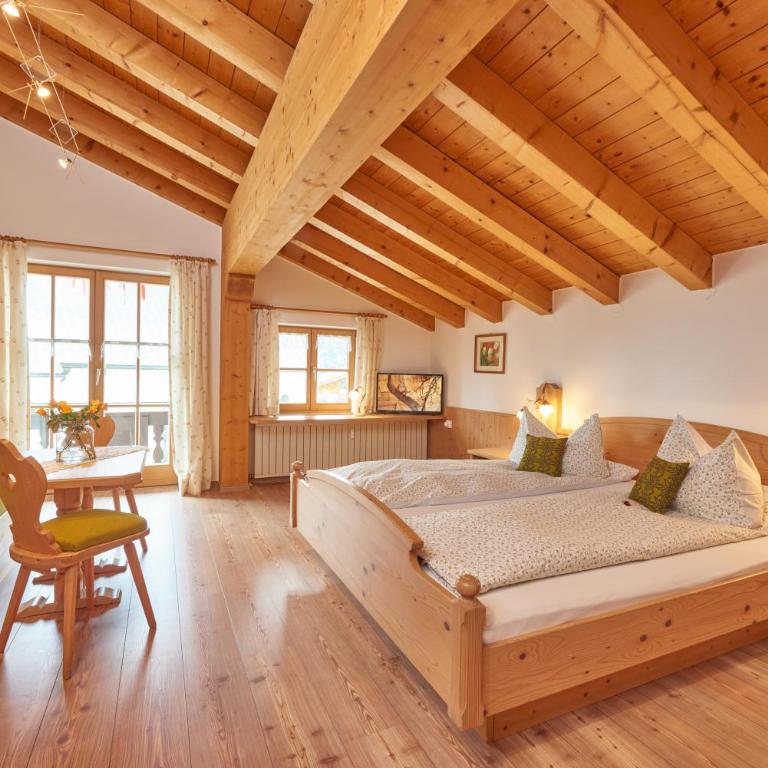 Landhaus Lenzenhof - Doppelzimmer mit Dusche - 25