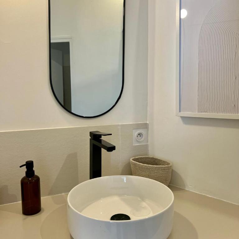 Maison EL&AR - Place de la Comédie, Wifi - Apartamento de 2 dormitorios con balcón - 21