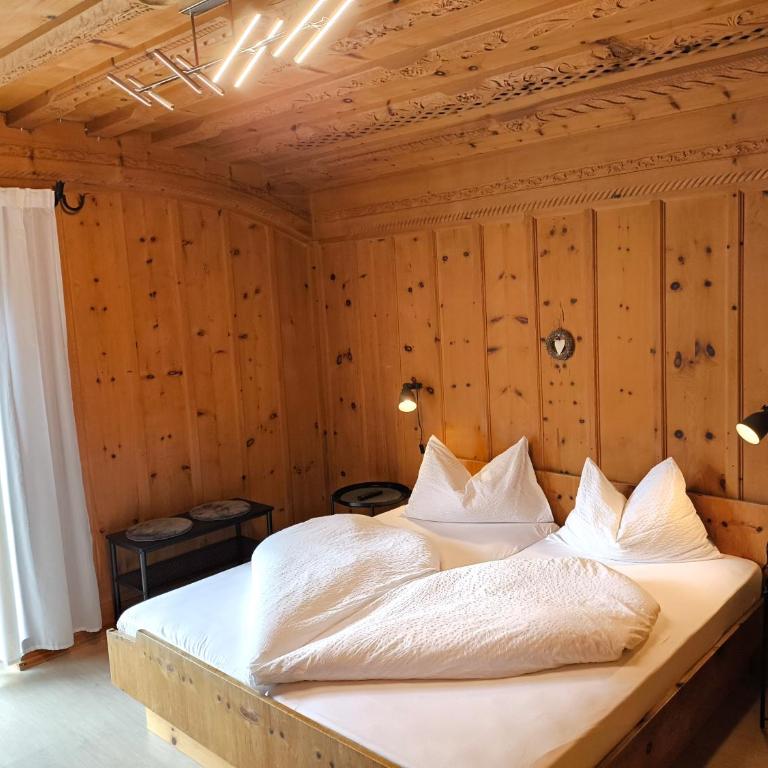 Schenna Garni Eden Bed & Breakfast - Camera King con Balcone - 3
