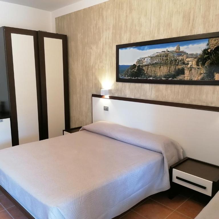 Villa Fenice Bed & Breakfast - Camera Tripla Comfort - 9
