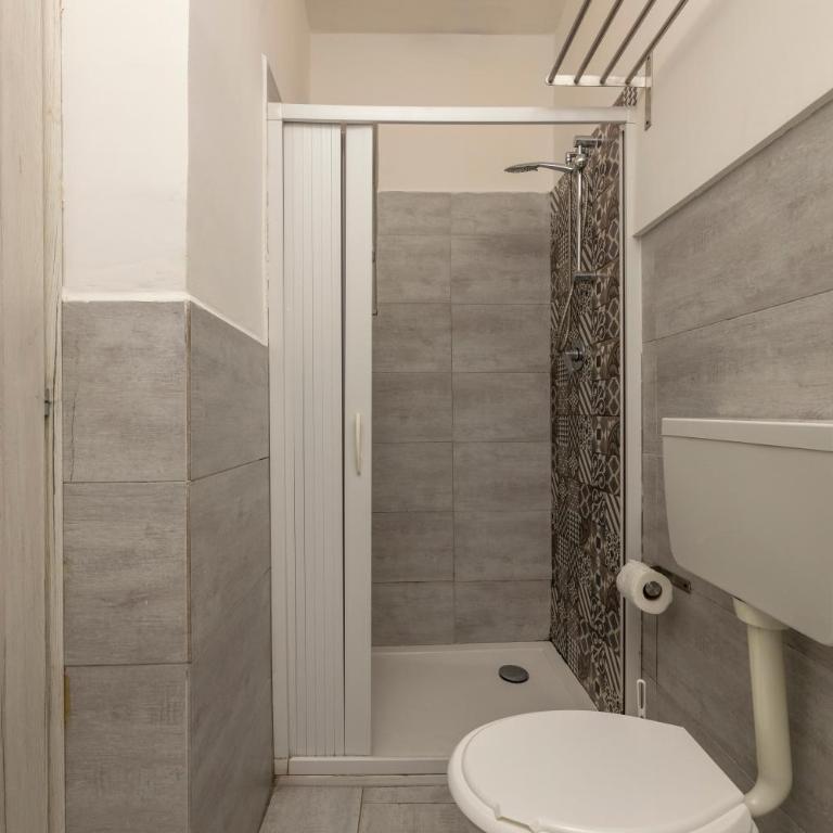 Ciuri's apartment - One-Bedroom Apartment - 15