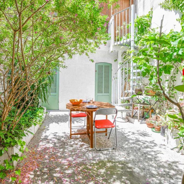 L'Atypique - Appart 2 ch avec terrasse et clim - Appartement - 22