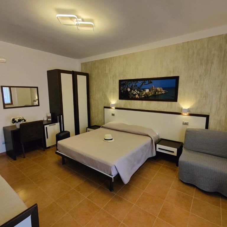 Villa Fenice Bed & Breakfast - Camera Tripla Comfort - 7