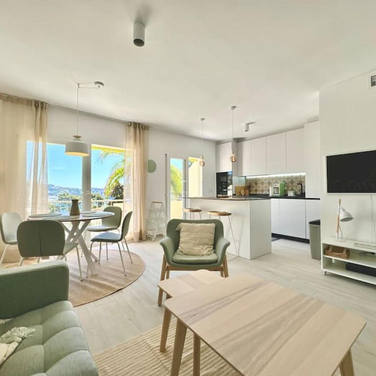 Tropicana de CalaizaBay - Two-Bedroom Apartment - 11