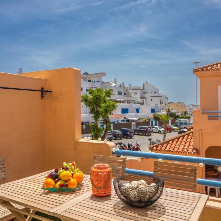 1st line beach, pool, terrace & fibre WIFI - Apartamento de 2 dormitorios - 1