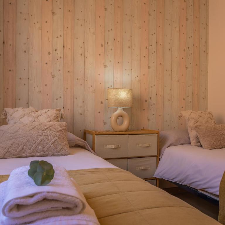 1st line beach, pool, terrace & fibre WIFI - Apartamento de 2 dormitorios - 41