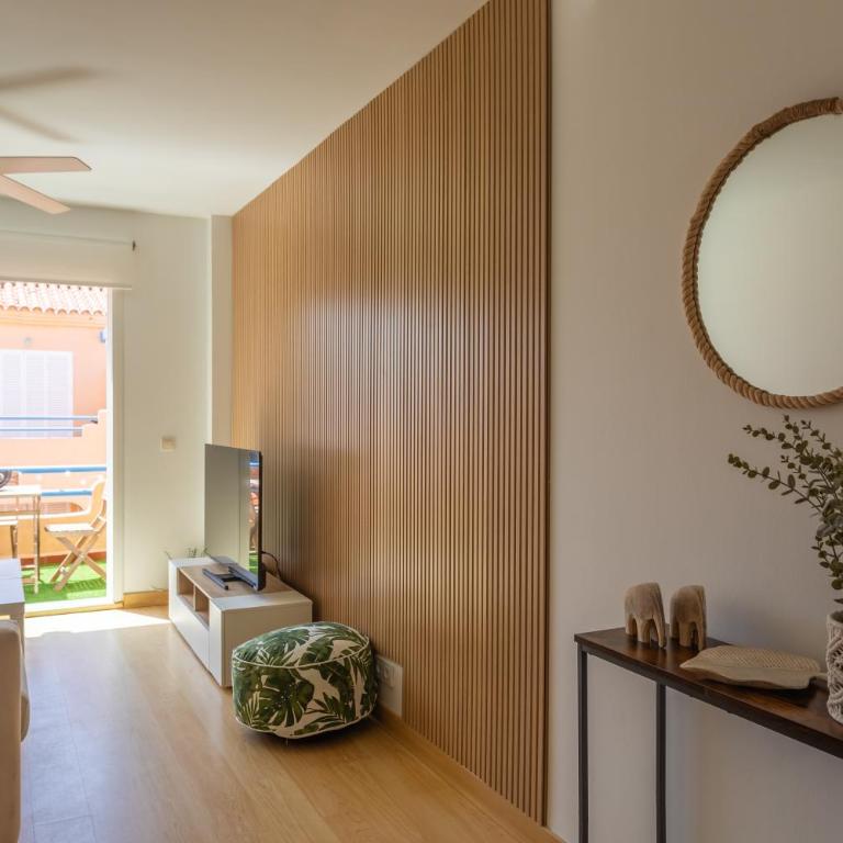 1st line beach, pool, terrace & fibre WIFI - Apartamento de 2 dormitorios - 66