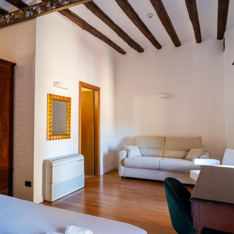 Villa Vittoria Hotel - Camera Quadrupla Standard - 4