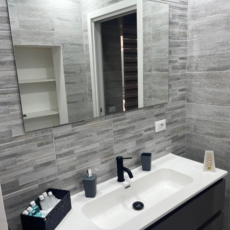 Sweet Suites Taranto - One-Bedroom Apartment - 6