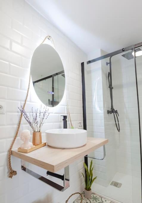 RC - Modern Valencia loft - One-Bedroom Apartment - 17