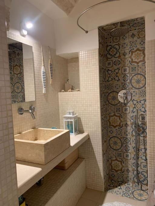 Casina Mimmo, vista mare, centro storico Ostuni - Three-Bedroom Home - 15