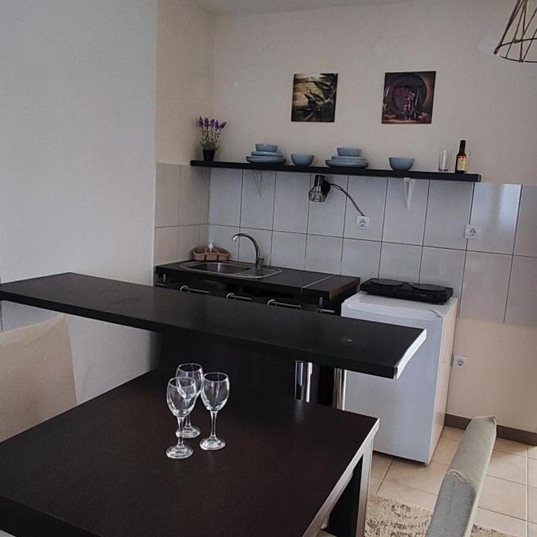 SutomoreLife - Studio Apartman - 14