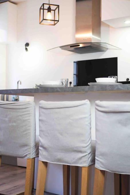 Superbe appartement vieux port de La Rochelle EMPLACEMENT IDEAL WIFI - Appartement 1 Chambre - 8