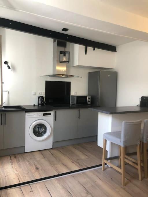Superbe appartement vieux port de La Rochelle EMPLACEMENT IDEAL WIFI - Appartement 1 Chambre - 12