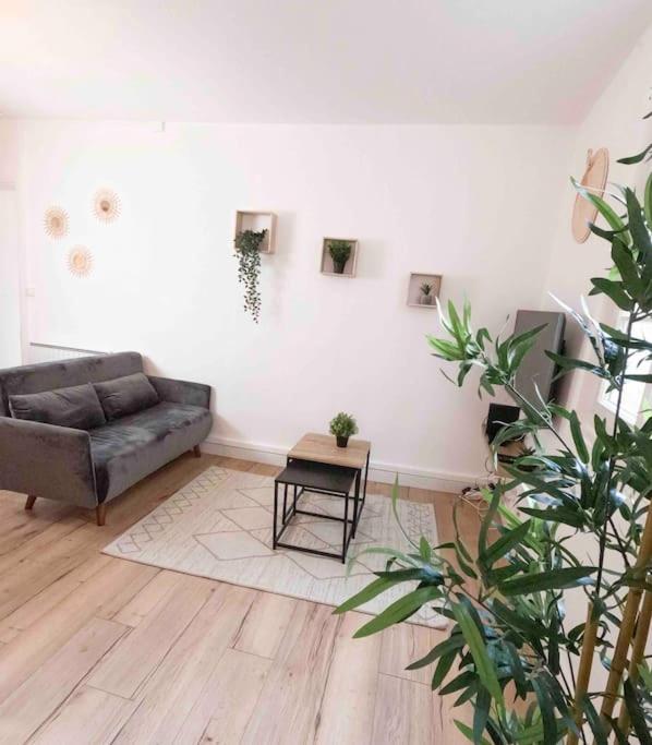 Superbe appartement vieux port de La Rochelle EMPLACEMENT IDEAL WIFI - Appartement 1 Chambre - 15
