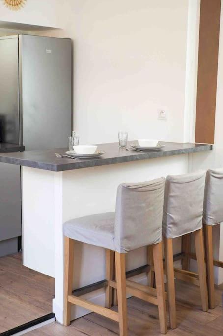Superbe appartement vieux port de La Rochelle EMPLACEMENT IDEAL WIFI - Appartement 1 Chambre - 17