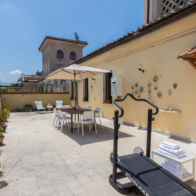 Amazing Penthouse Vaticano - Appartamento con 2 Camere da Letto e Terrazza - 13