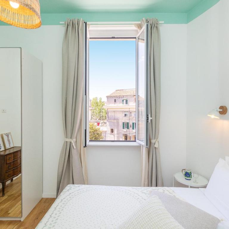 Amazing Penthouse Vaticano - Appartamento con 2 Camere da Letto e Terrazza - 32