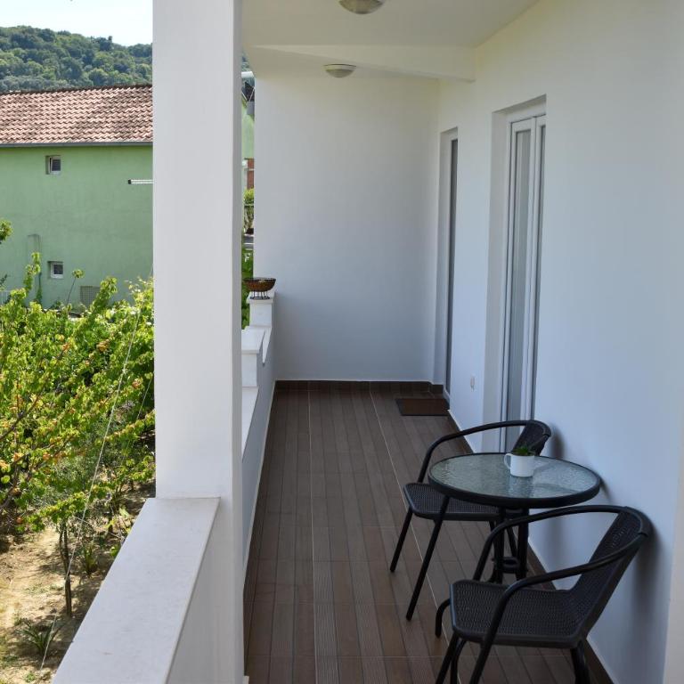 KenDar Family Apartments - Two-Bedroom Apartment - 56