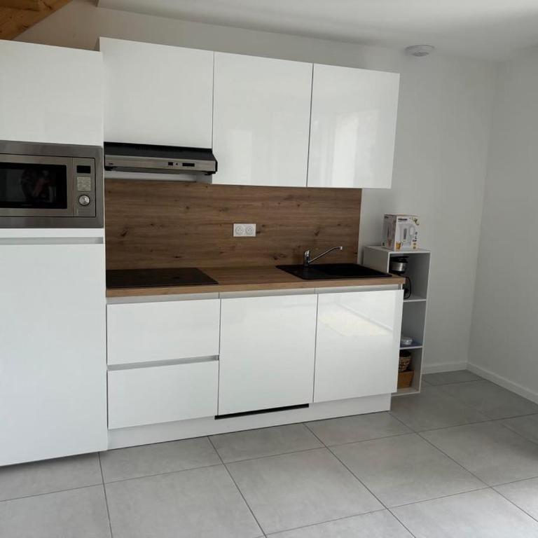 Magnifique T2 neuf au centre de Cambo les bains - Apartamento de 1 dormitorio - 5
