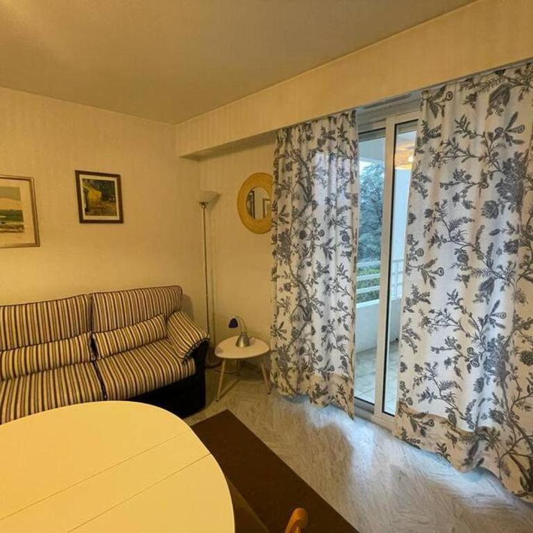 PALM ROYAL - Apt for 4 with balcony - 5 minutes from the beach - Appartement 1 Chambre - 4