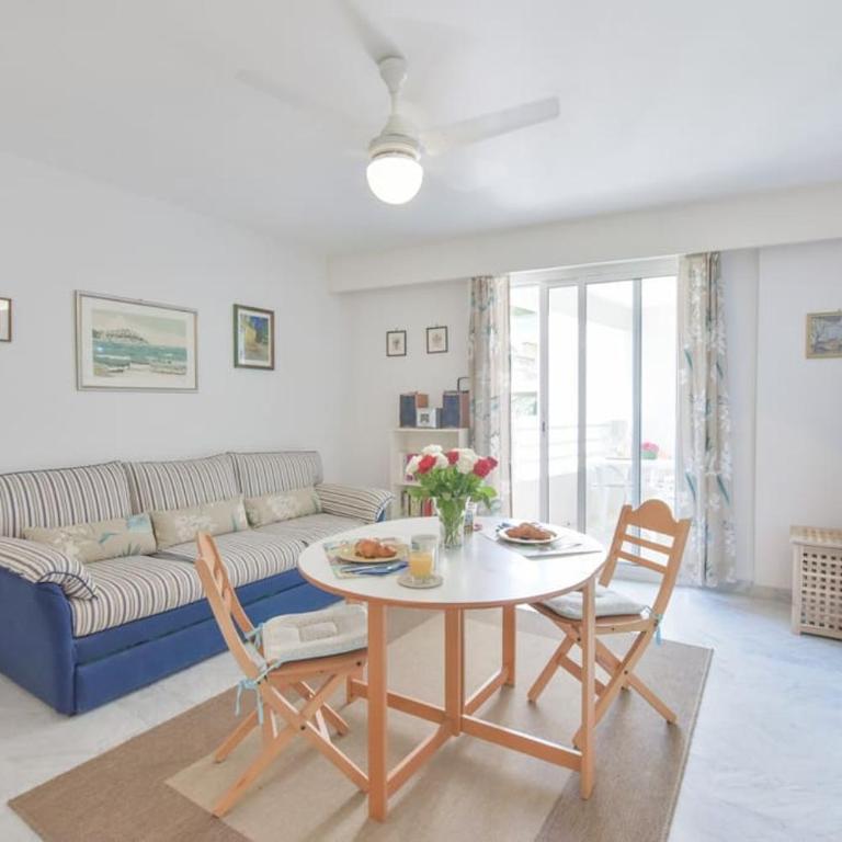 PALM ROYAL - Apt for 4 with balcony - 5 minutes from the beach - Appartement 1 Chambre - 5