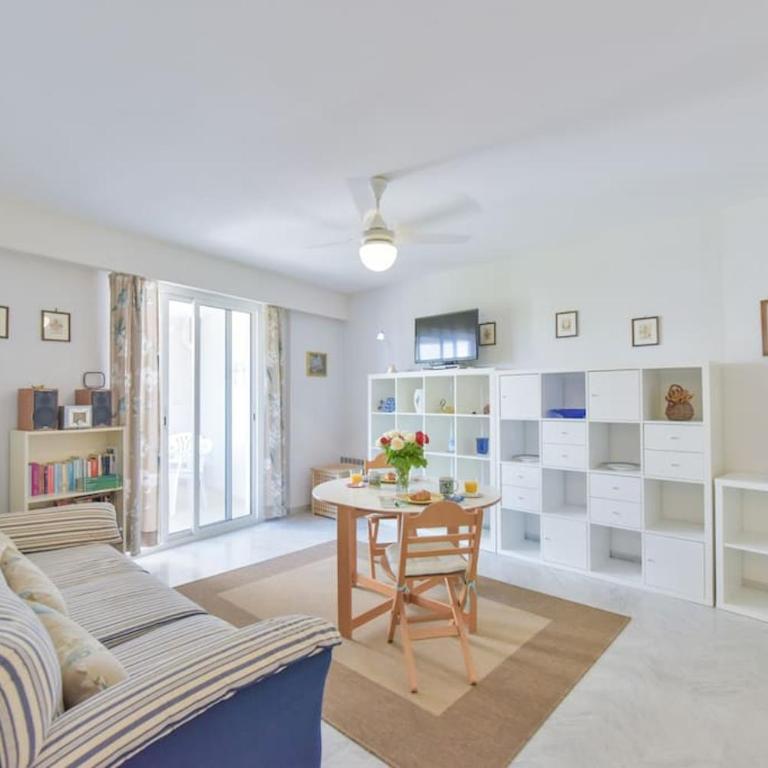 PALM ROYAL - Apt for 4 with balcony - 5 minutes from the beach - Appartement 1 Chambre - 9