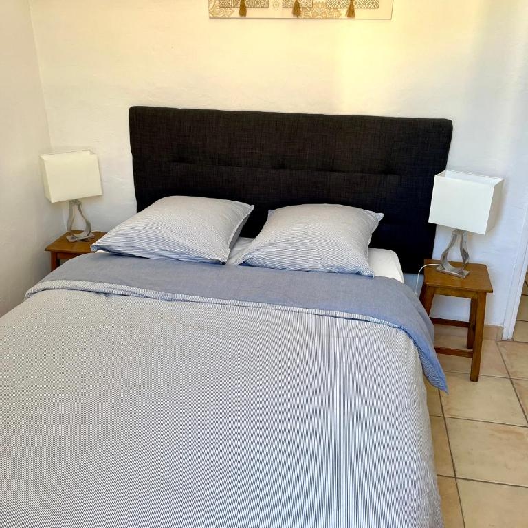 Vacances bord de mer - Appartement Sanary sur Mer - Apartamento de 1 dormitorio - 13