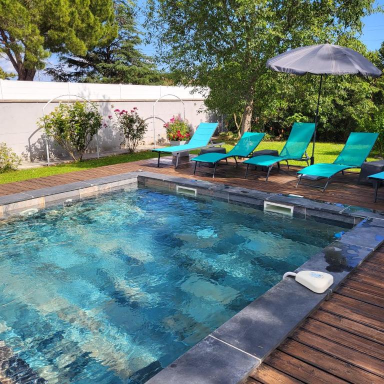 Maison climatisée avec piscine entre Alpilles et Camargue - Casa de 3 dormitorios - 2