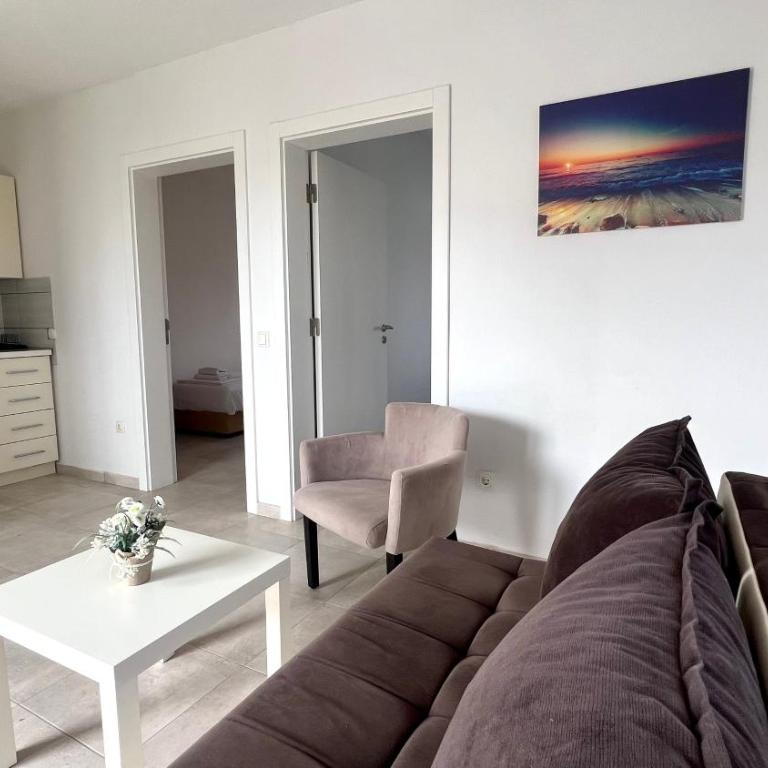OSA Holiday - Two-Bedroom Apartment - 3