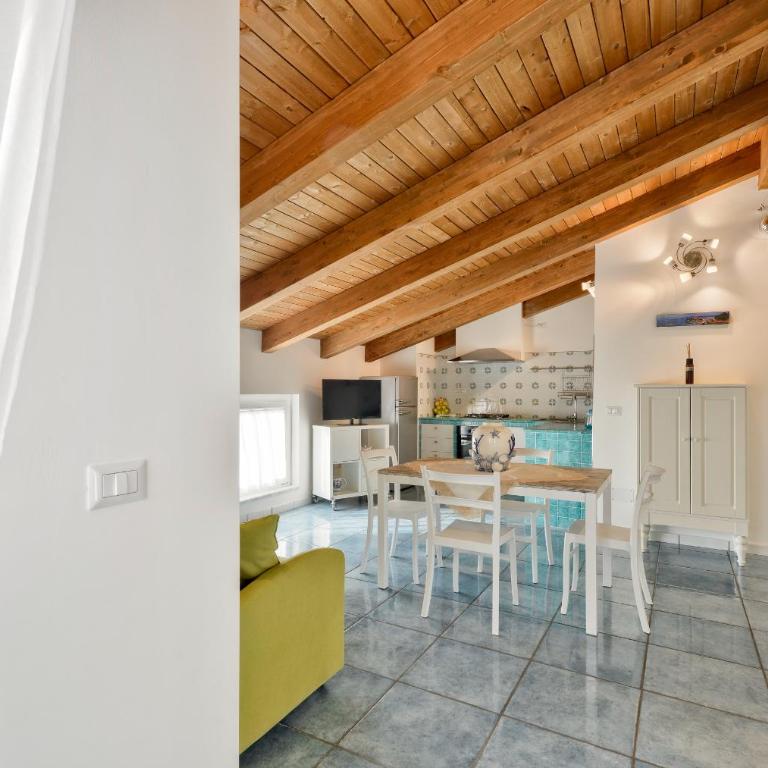 Casa Vacanze Villa Liotta - Casa con 2 Camere da Letto - 4