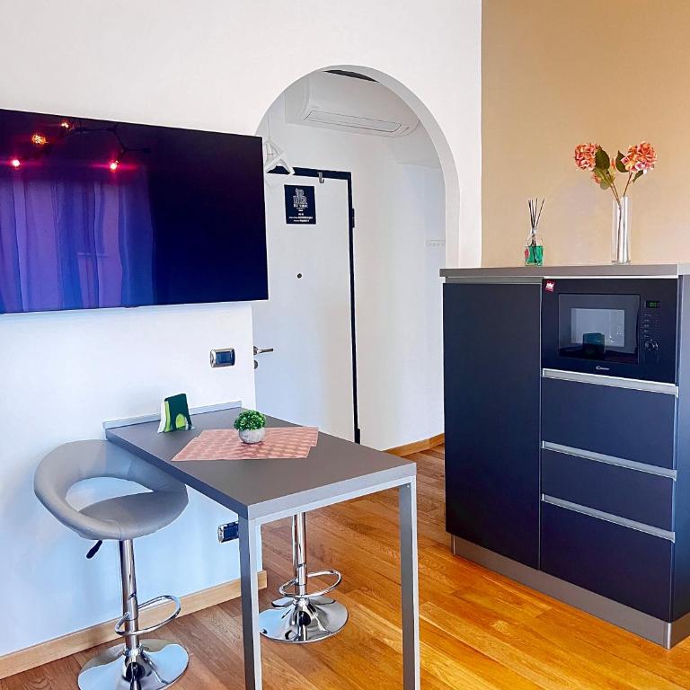BolognaBySide -RIGHI - One-Bedroom Apartment - 24