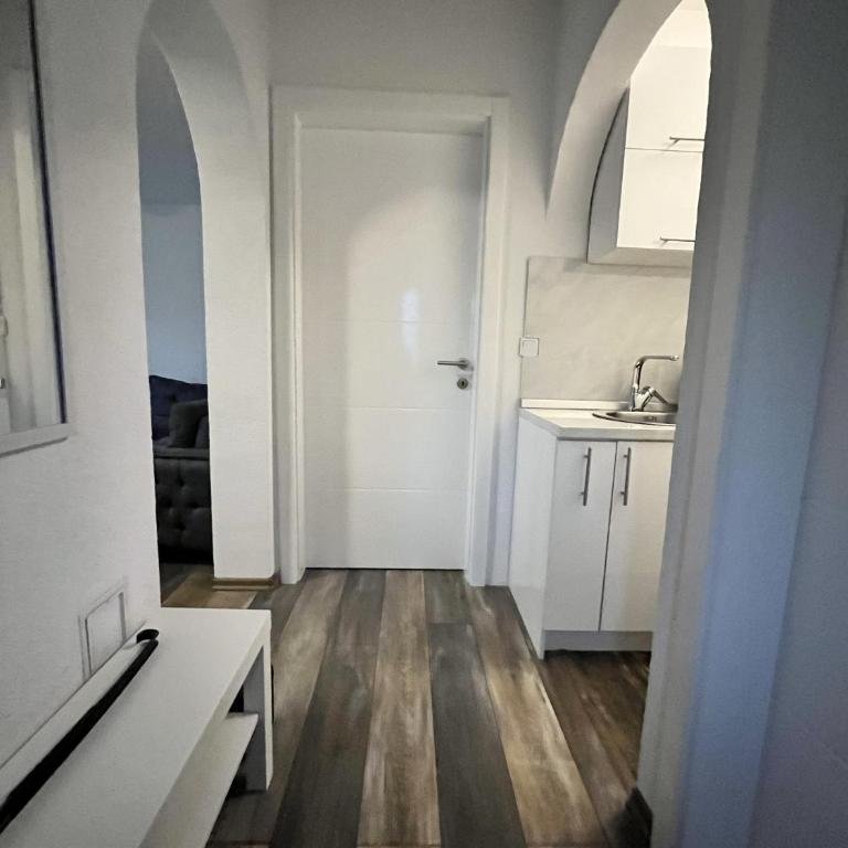 Apartment Aleja - Apartman sa 1 Spavaćom Sobom - 15