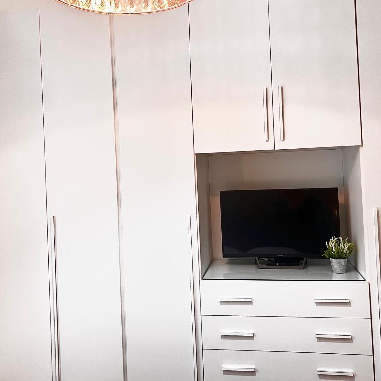 BolognaBySide -RIGHI - One-Bedroom Apartment - 17