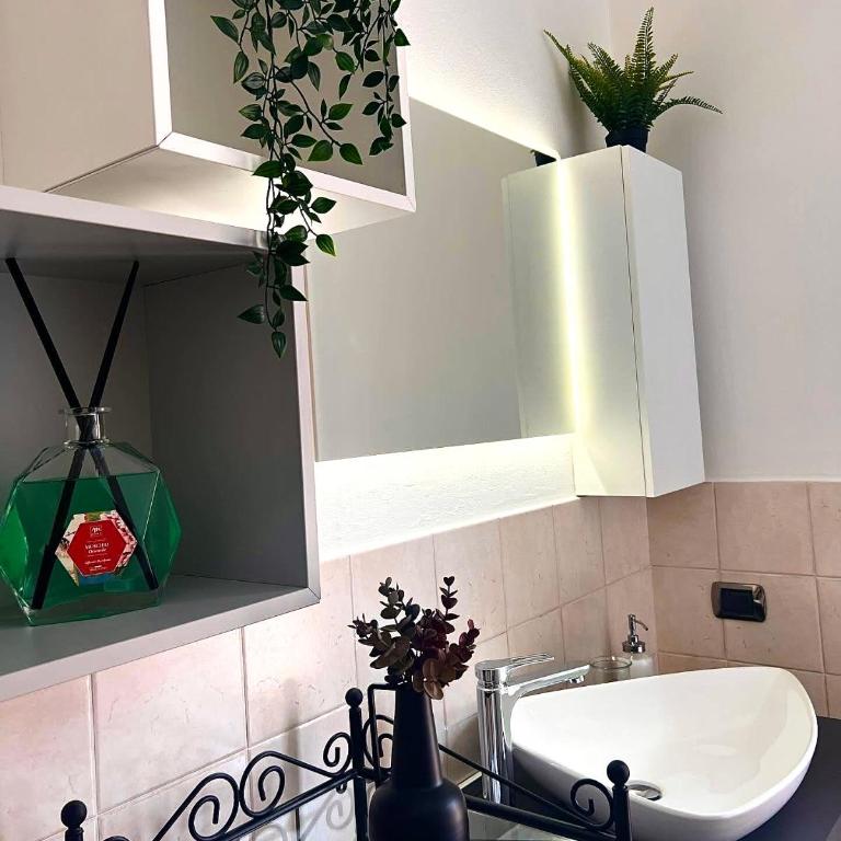 BolognaBySide -RIGHI - One-Bedroom Apartment - 48