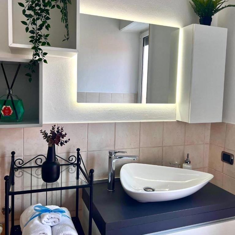 BolognaBySide -RIGHI - One-Bedroom Apartment - 49