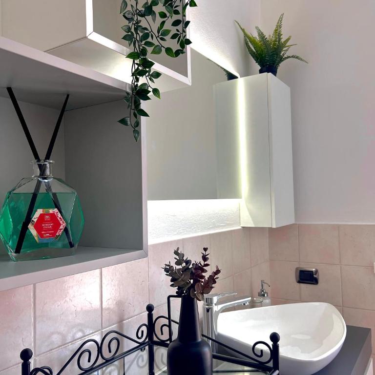 BolognaBySide -RIGHI - One-Bedroom Apartment - 47