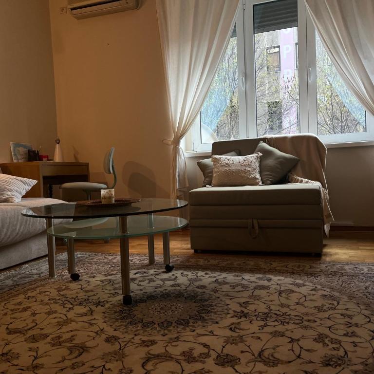 DeeM-LUX - Apartman sa 1 Spavaćom Sobom - 7