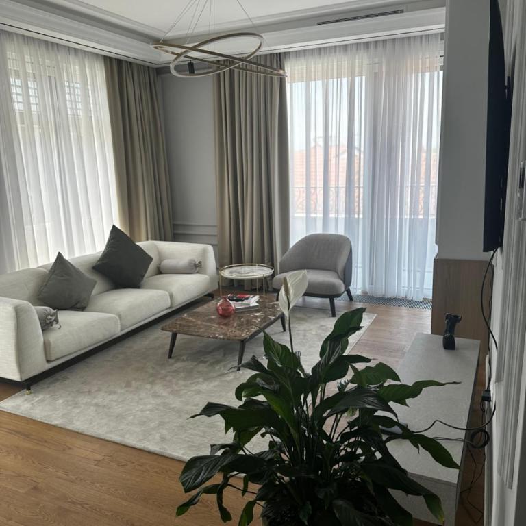 Unique Premium Penthouse with Spa and Gym in Dedinje - Apartman sa Pogledom na Grad - 25